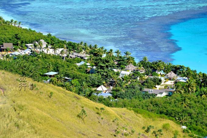 上海太湖石原石产地 太湖石驳岸假山主景石摆放 太湖石鱼池假山制作