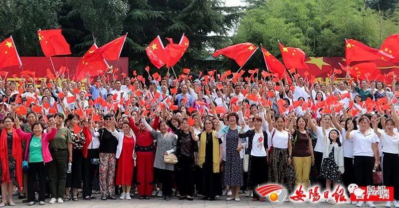 男生回复一个嗯是什么意思？游戏画面